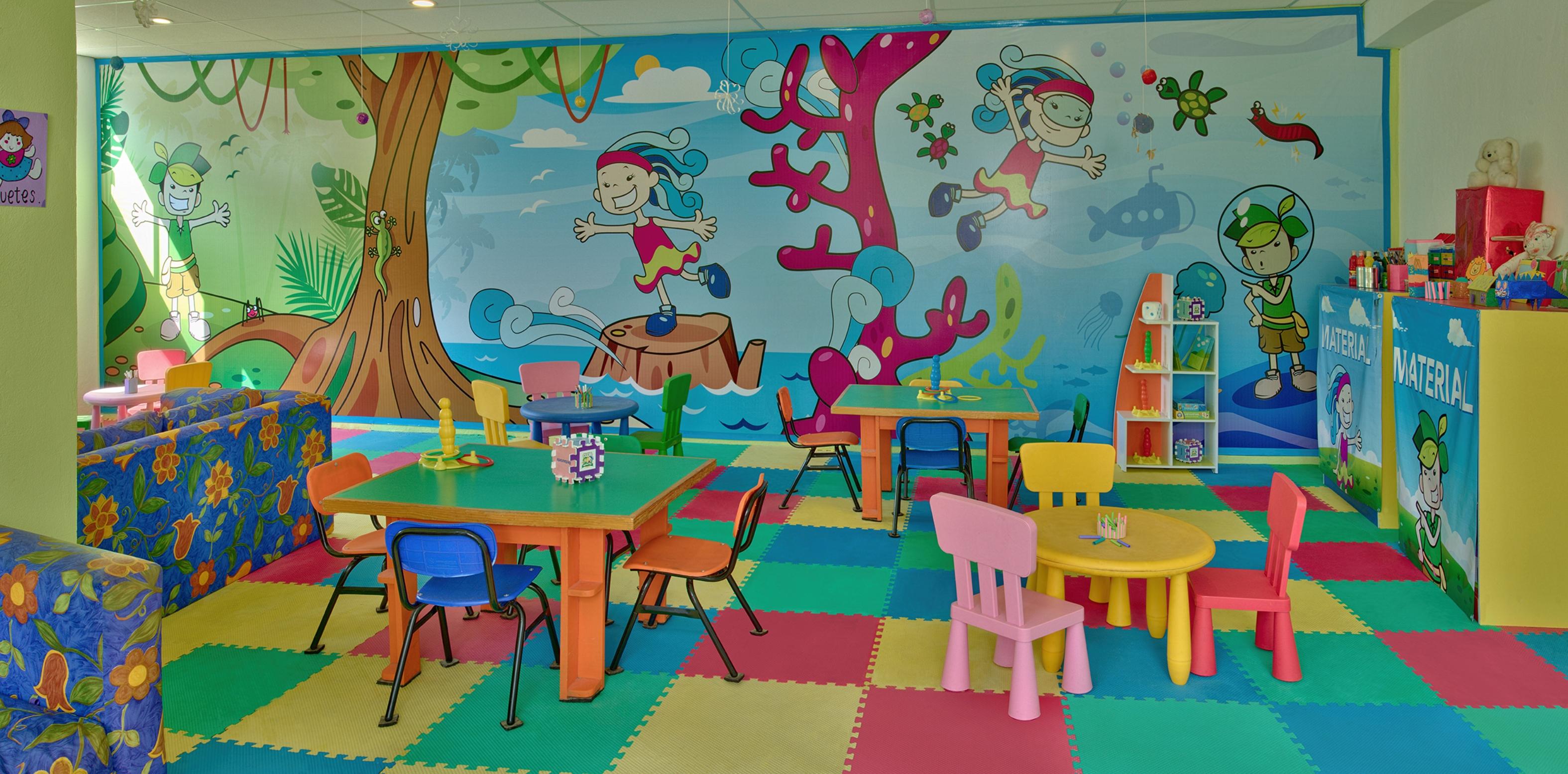 image-housing-carousel