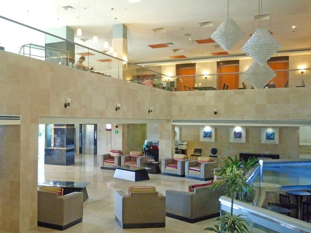 image-housing-carousel