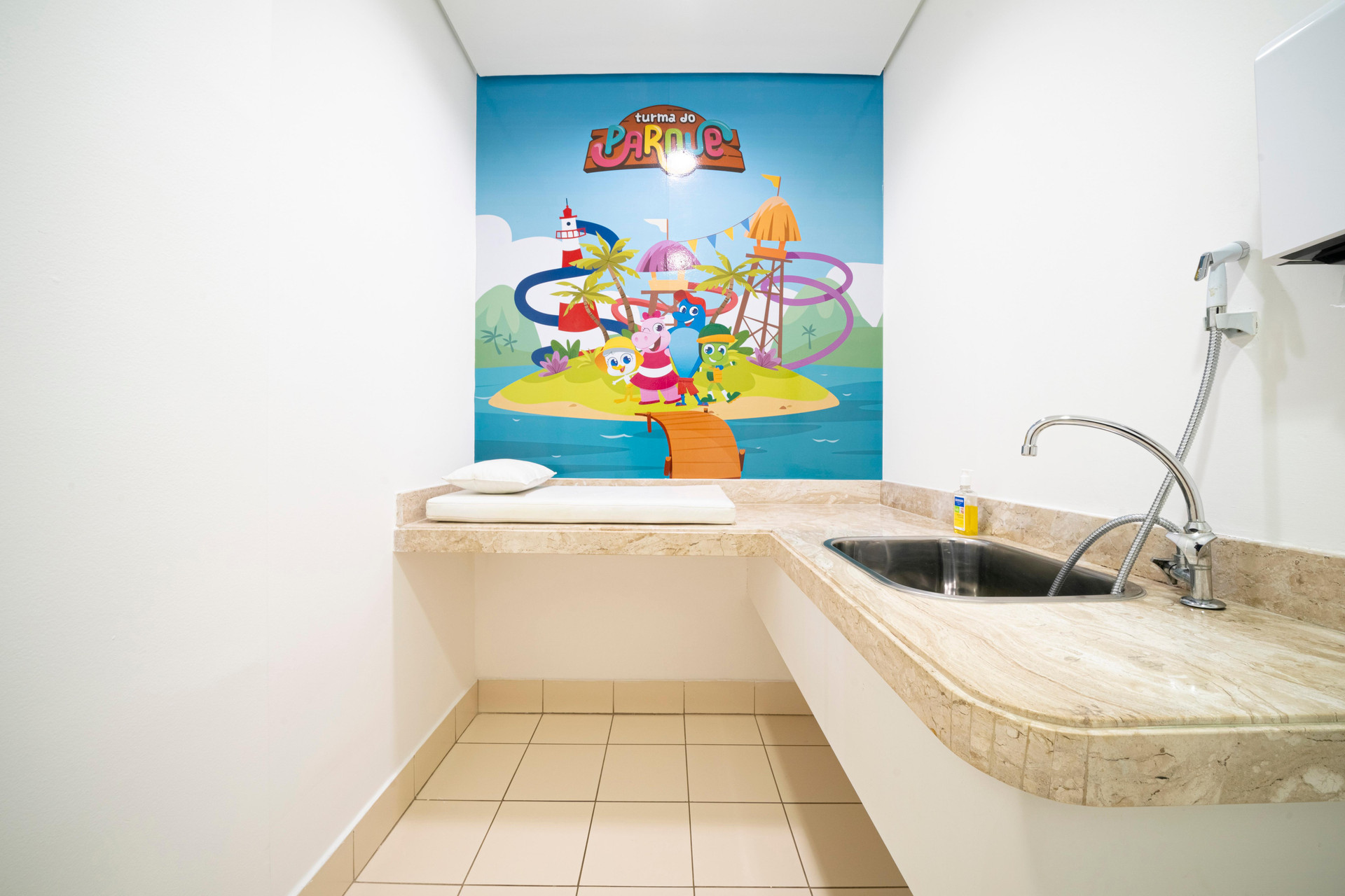 image-housing-carousel