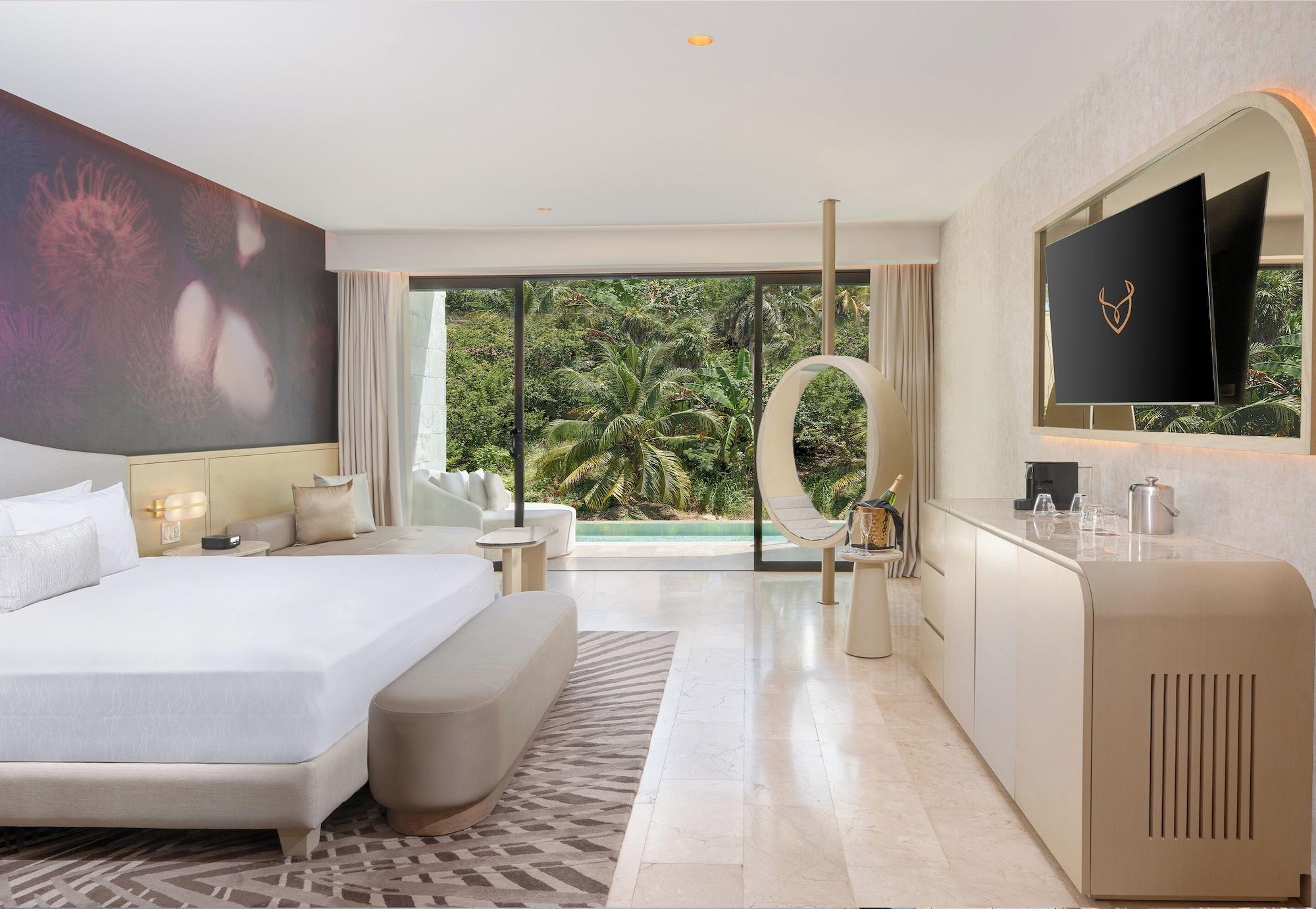 Beloved Tropical View Swim- up Suite - The Eden Section
