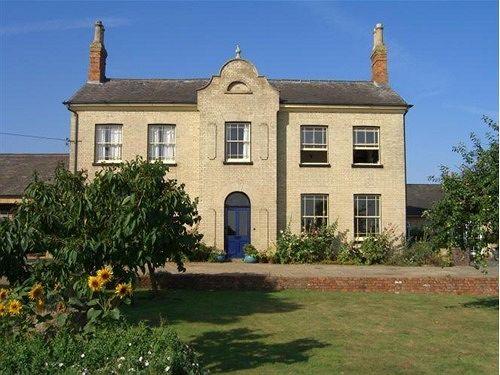 Woodleys Farmhouse - 2