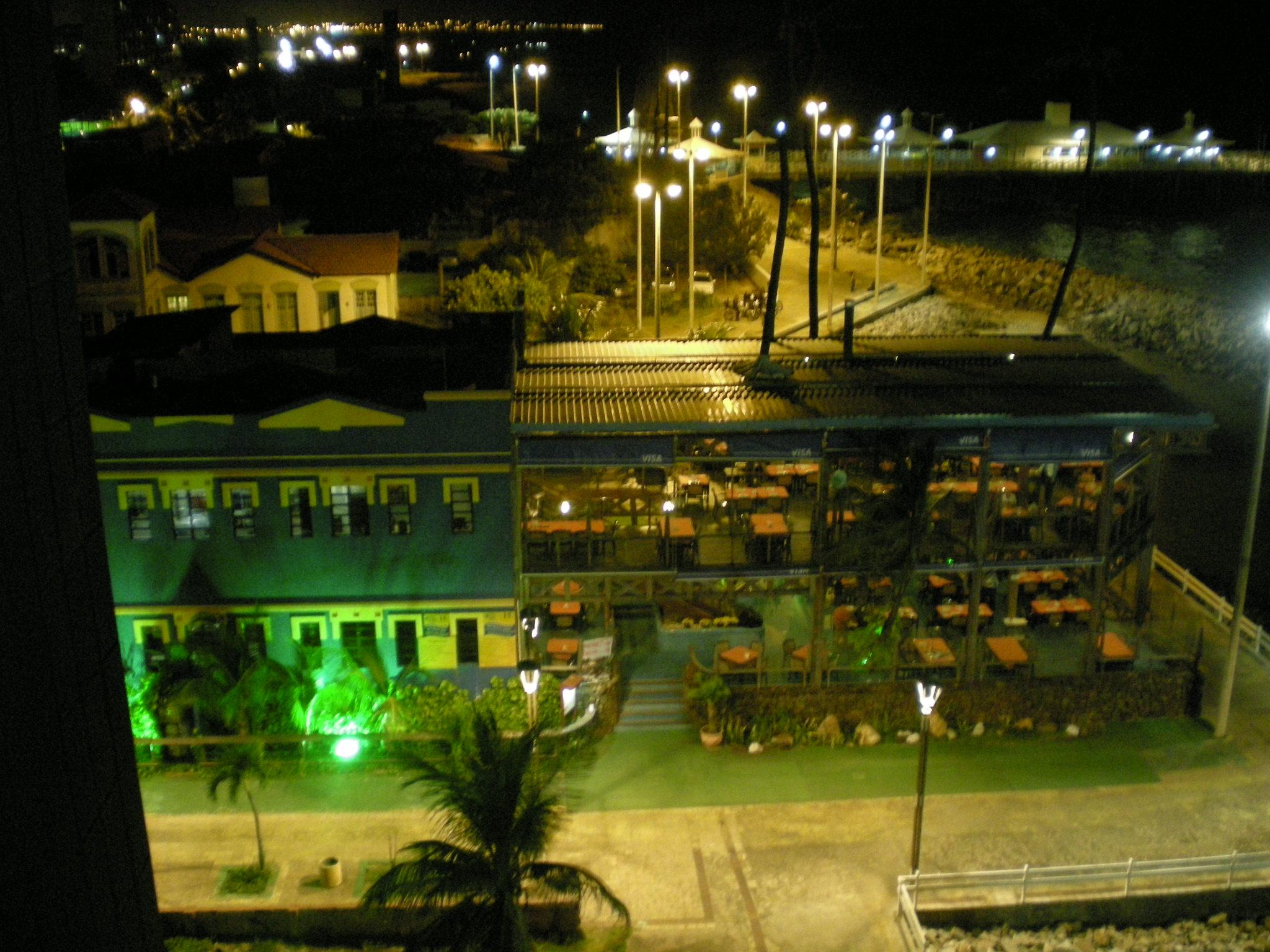 image-housing-carousel