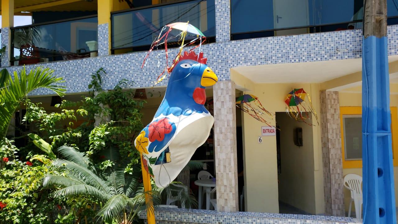 image-housing-carousel