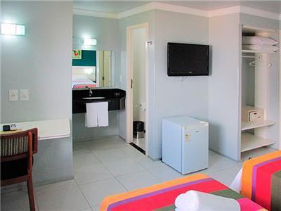 image-housing-carousel