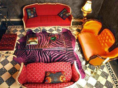 image-housing-carousel