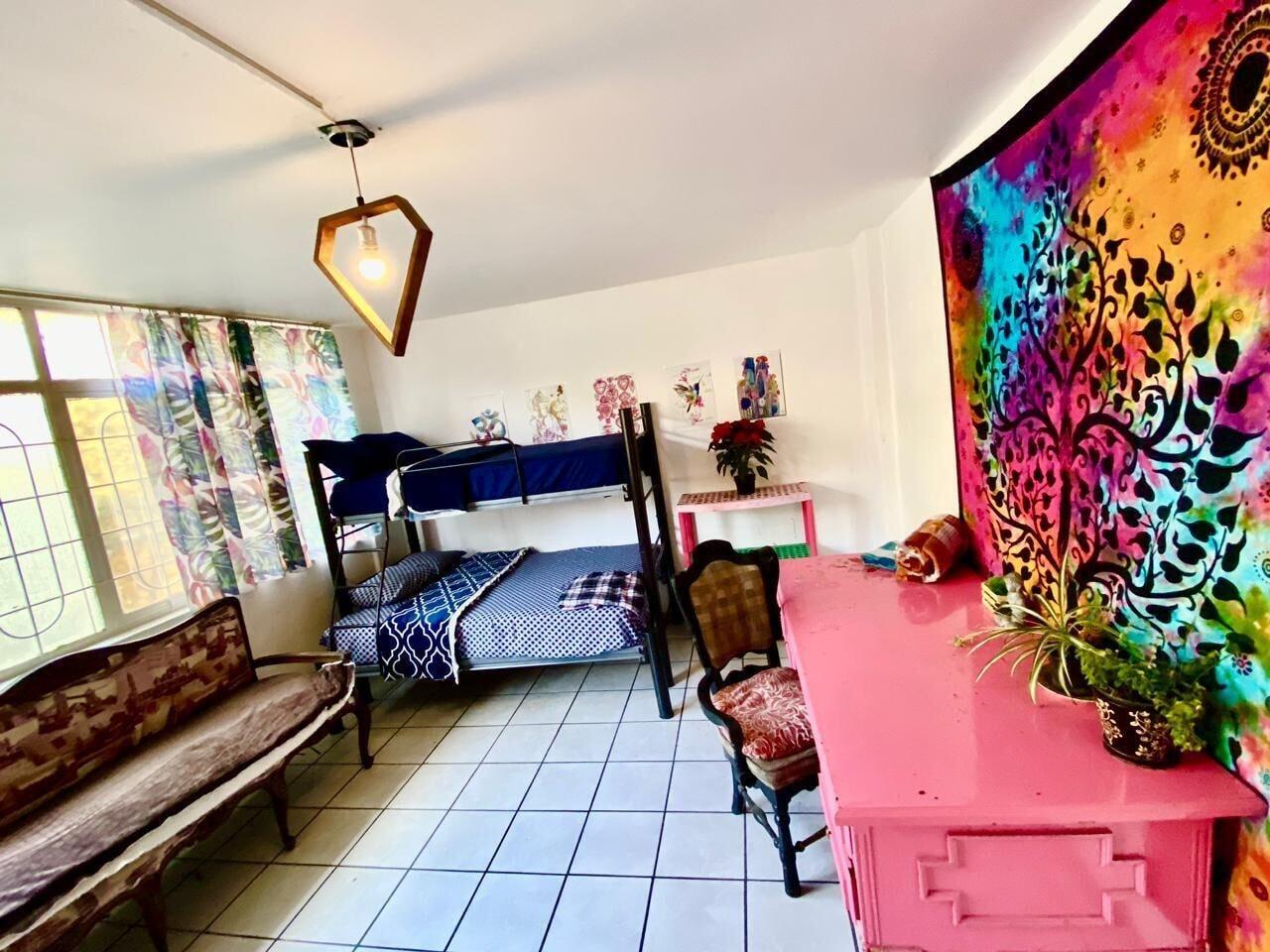 image-housing-carousel