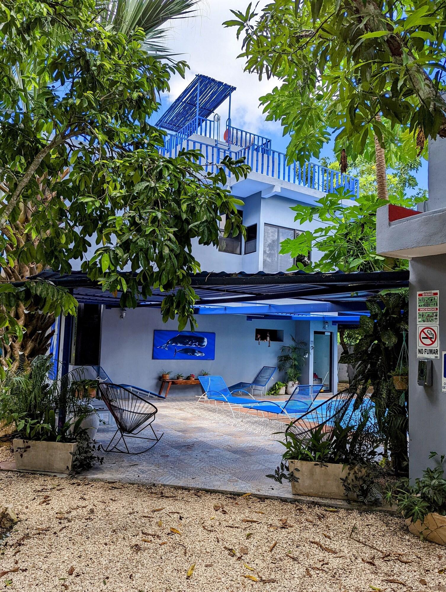 image-housing-carousel
