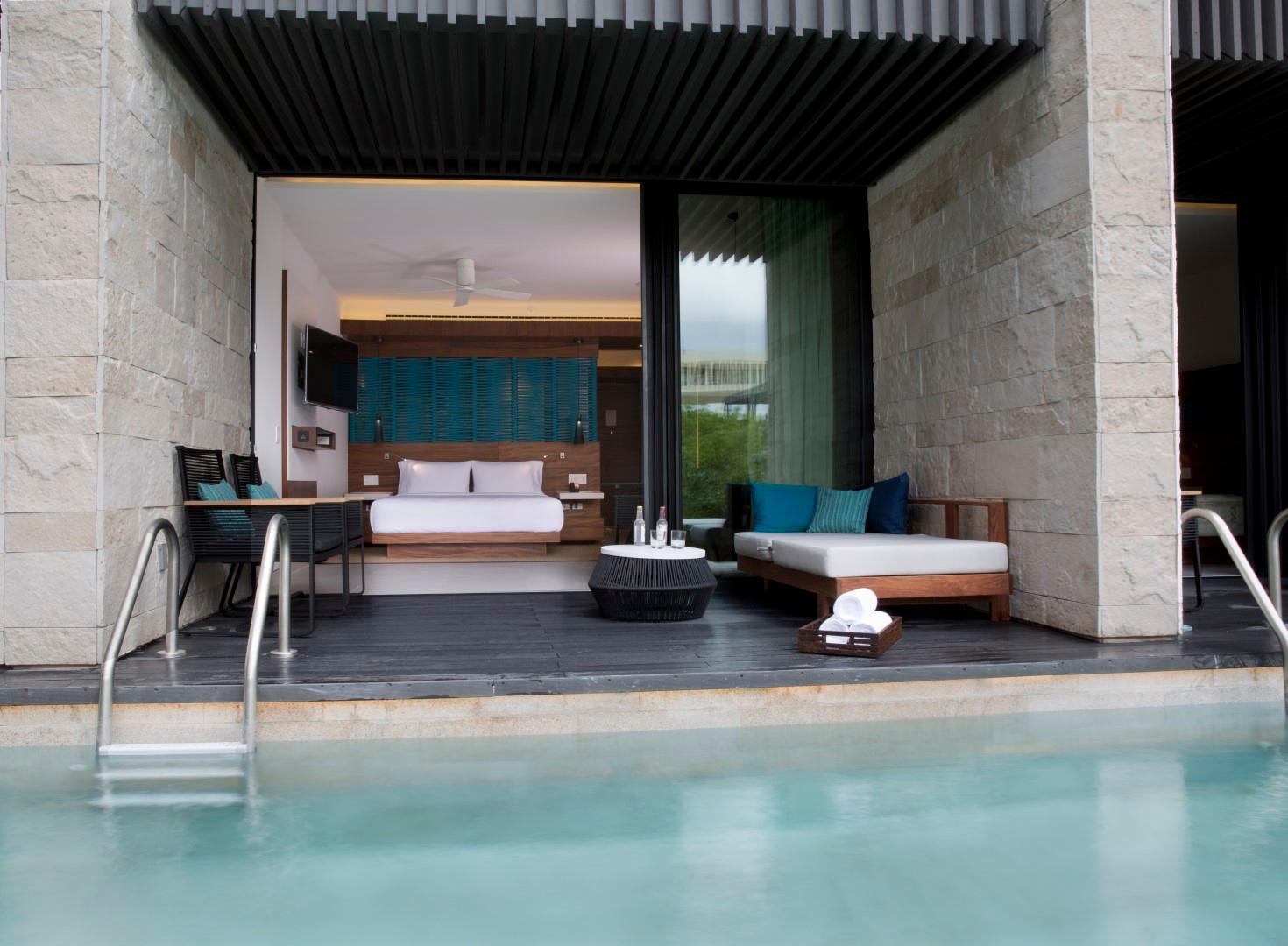 Habitación Luxury con Vista a la Piscina