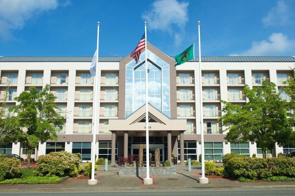 Embassy Suites by Hilton Seattle Bellevue image