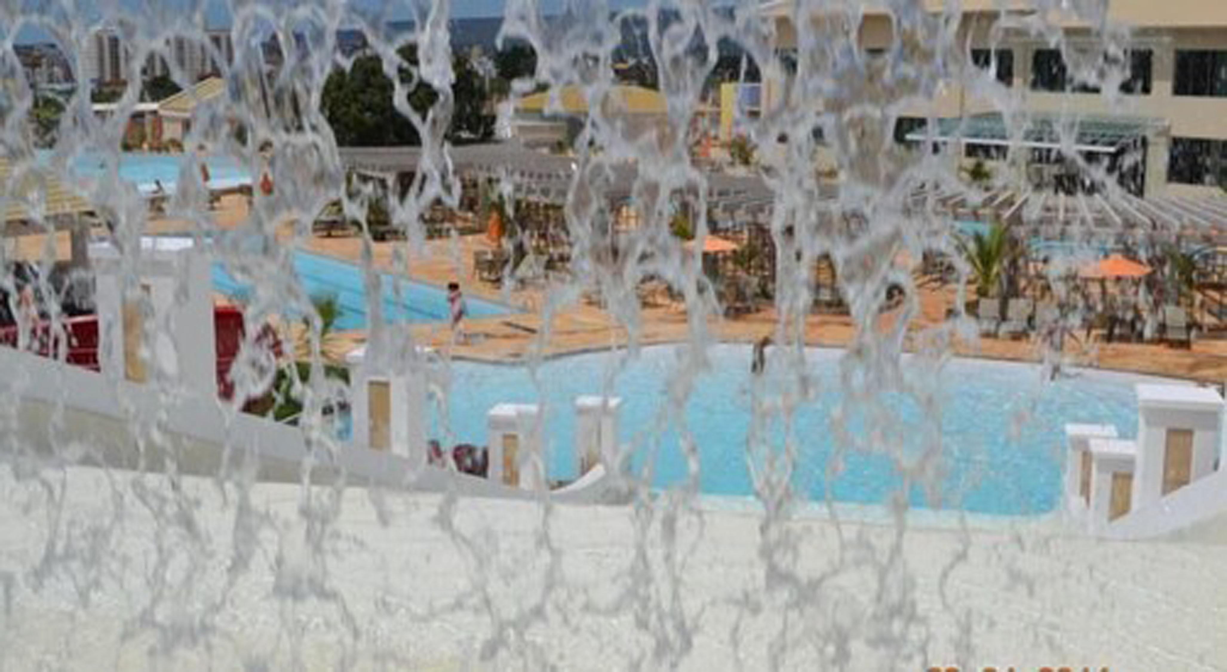 image-housing-carousel