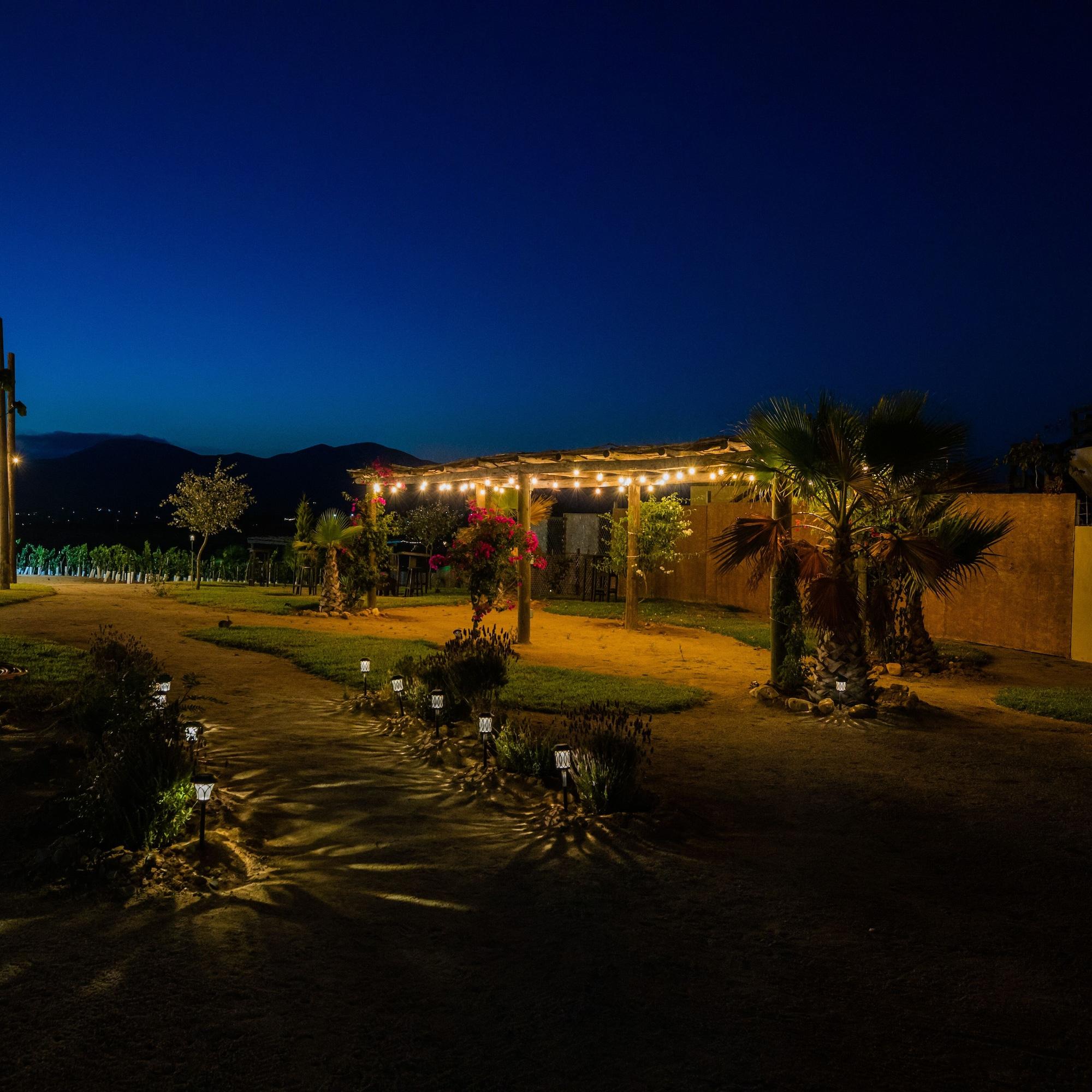 image-housing-carousel