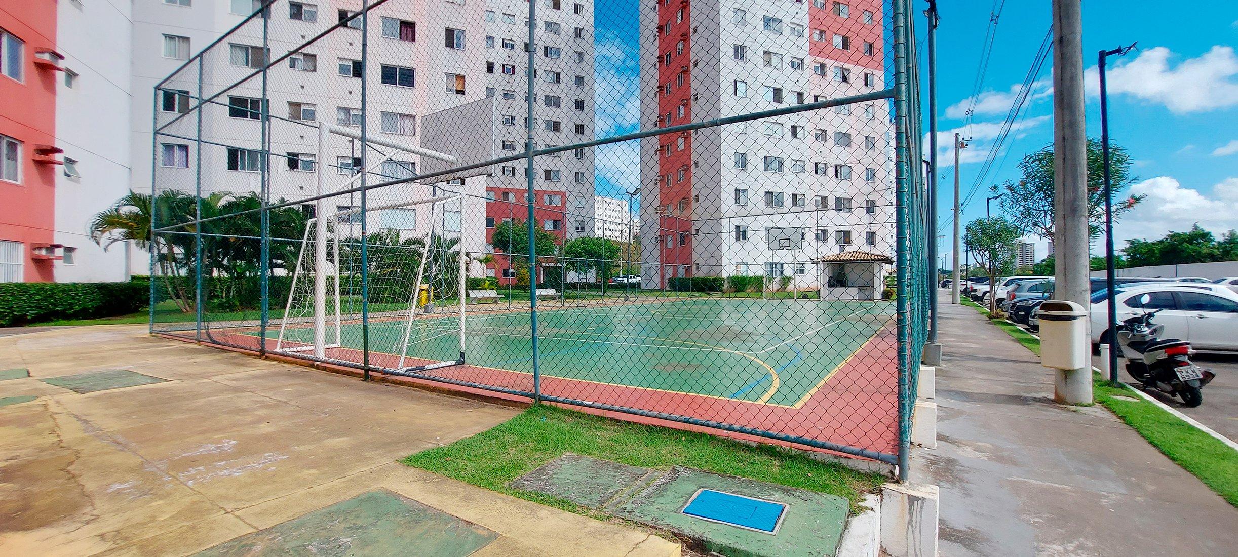 image-housing-carousel