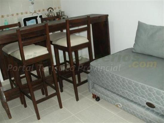 image-housing-carousel