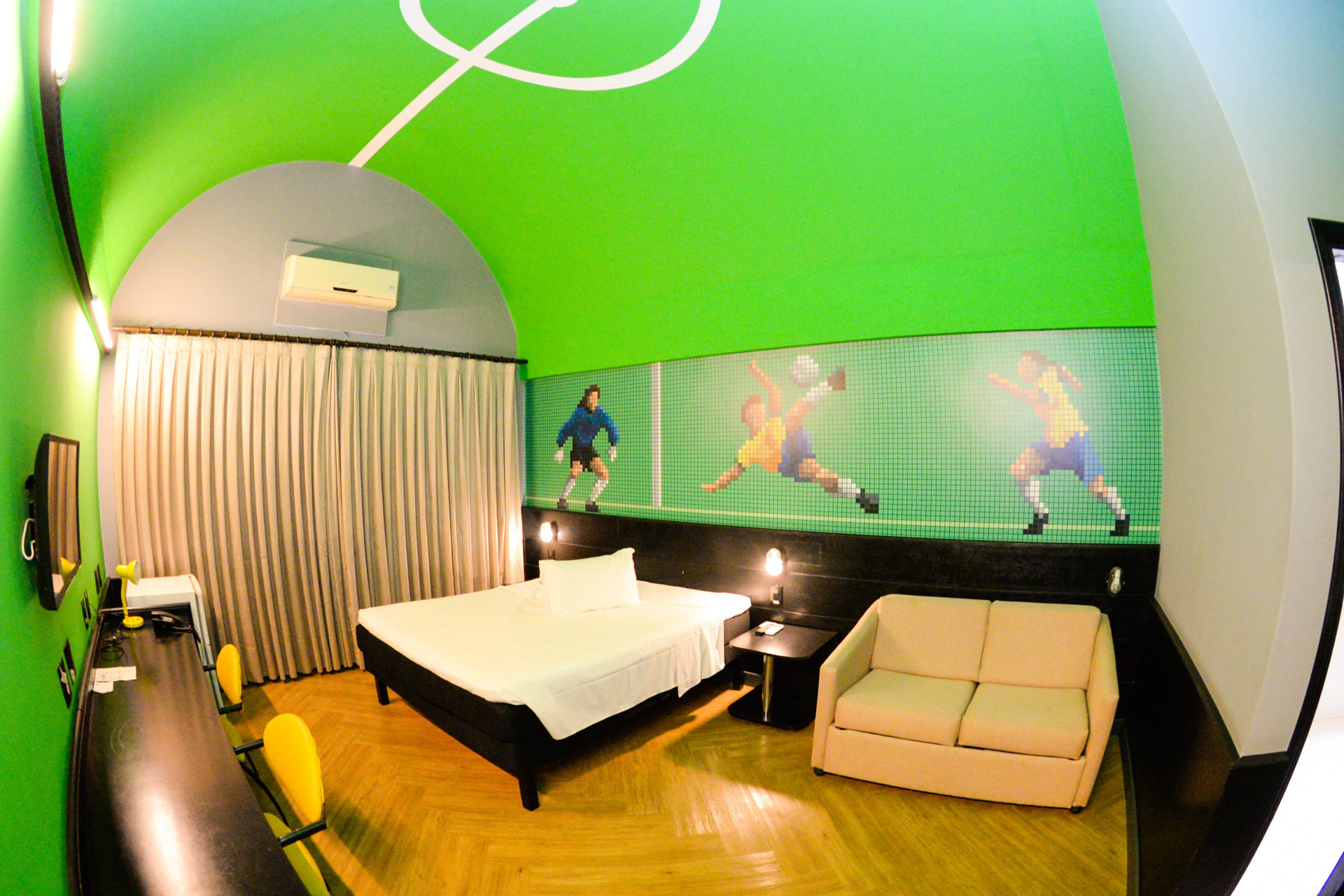 image-housing-carousel
