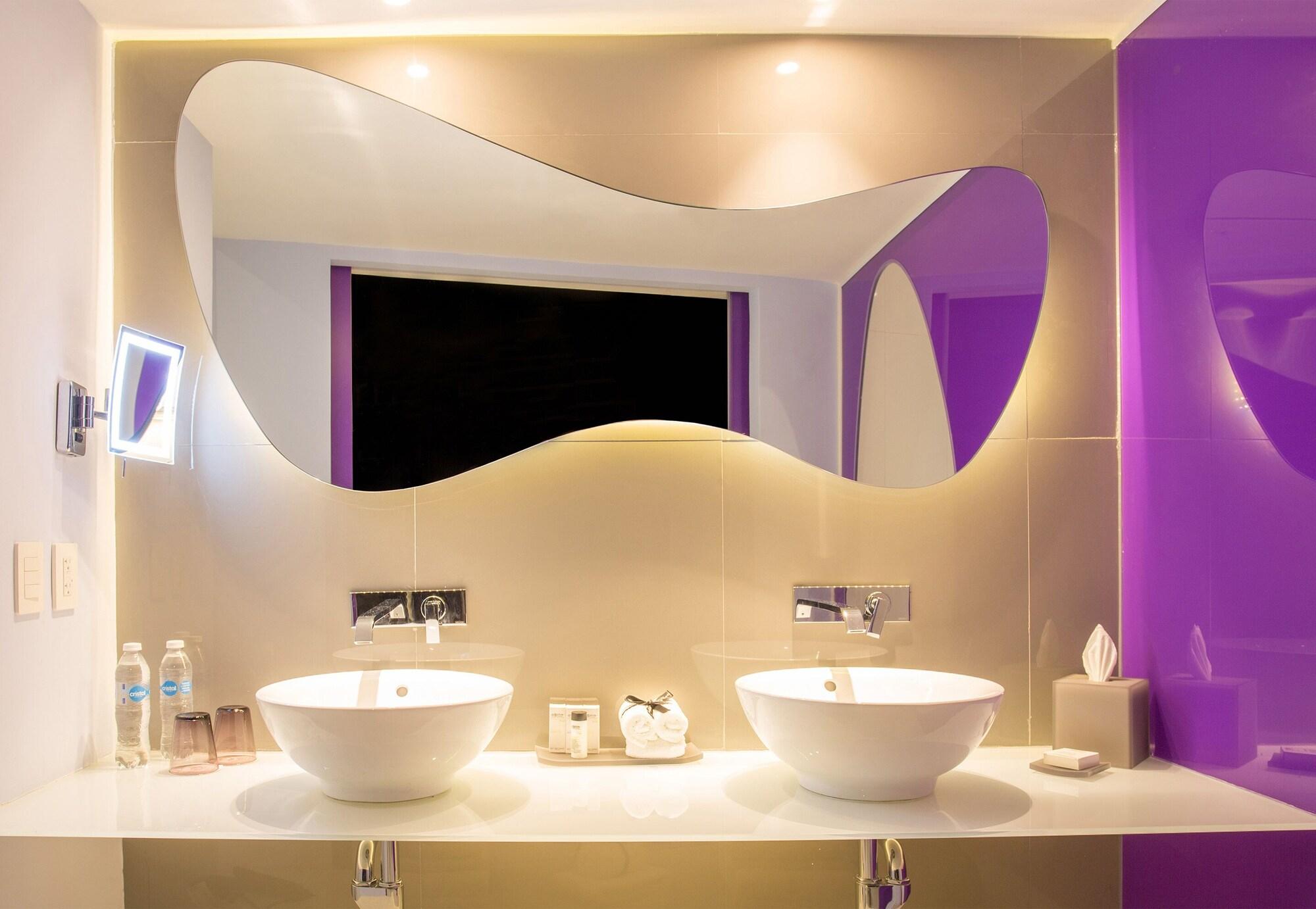 Lush Tower Ocean Front