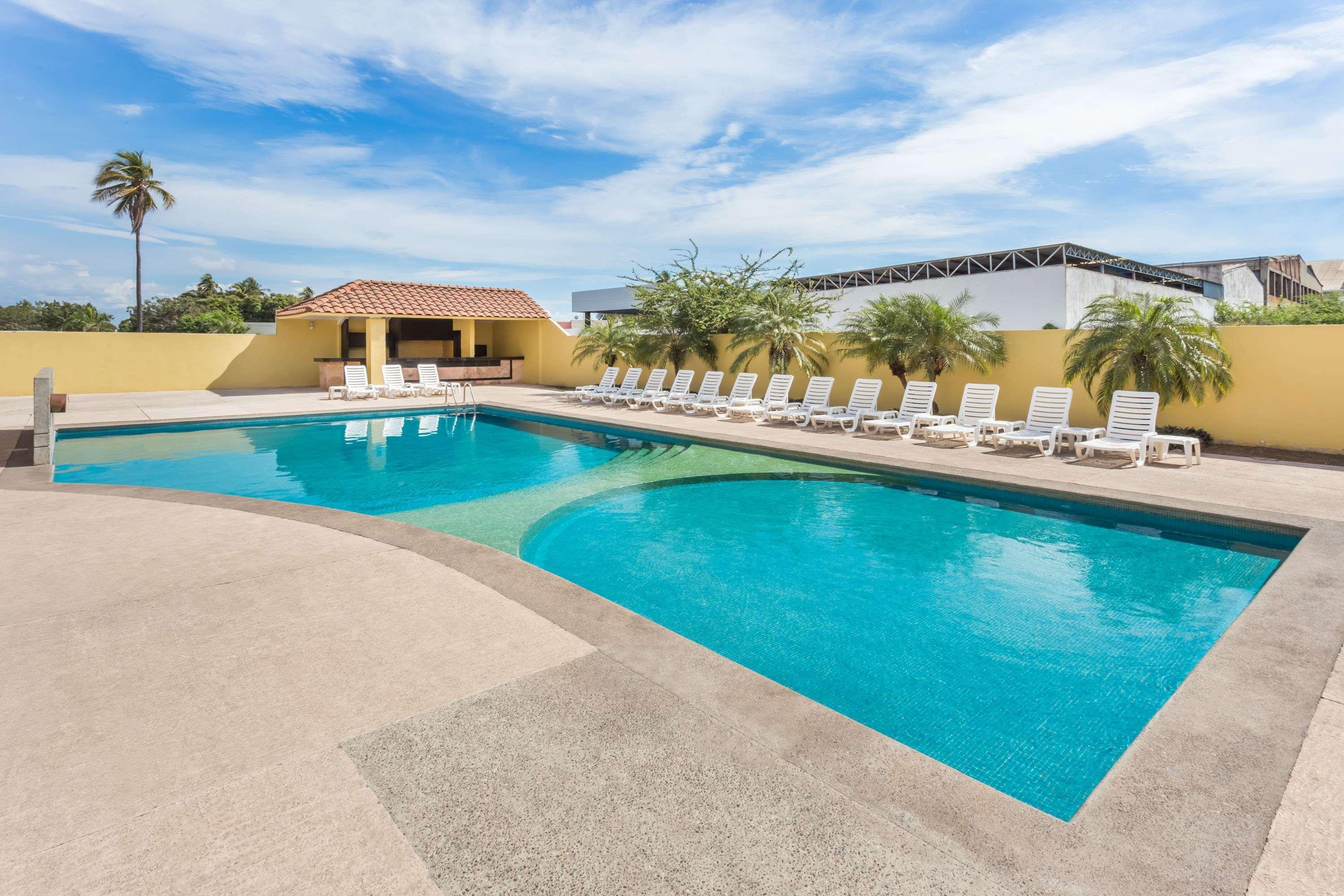 Baymont Inn & Suites Lazaro Cardenas 4