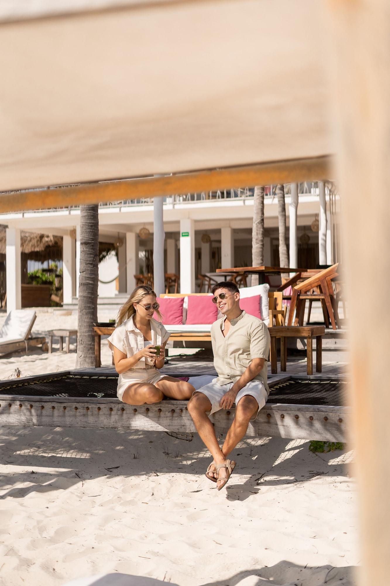 image-housing-carousel