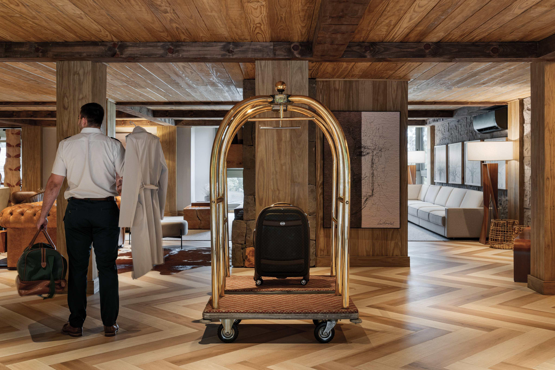 image-housing-carousel