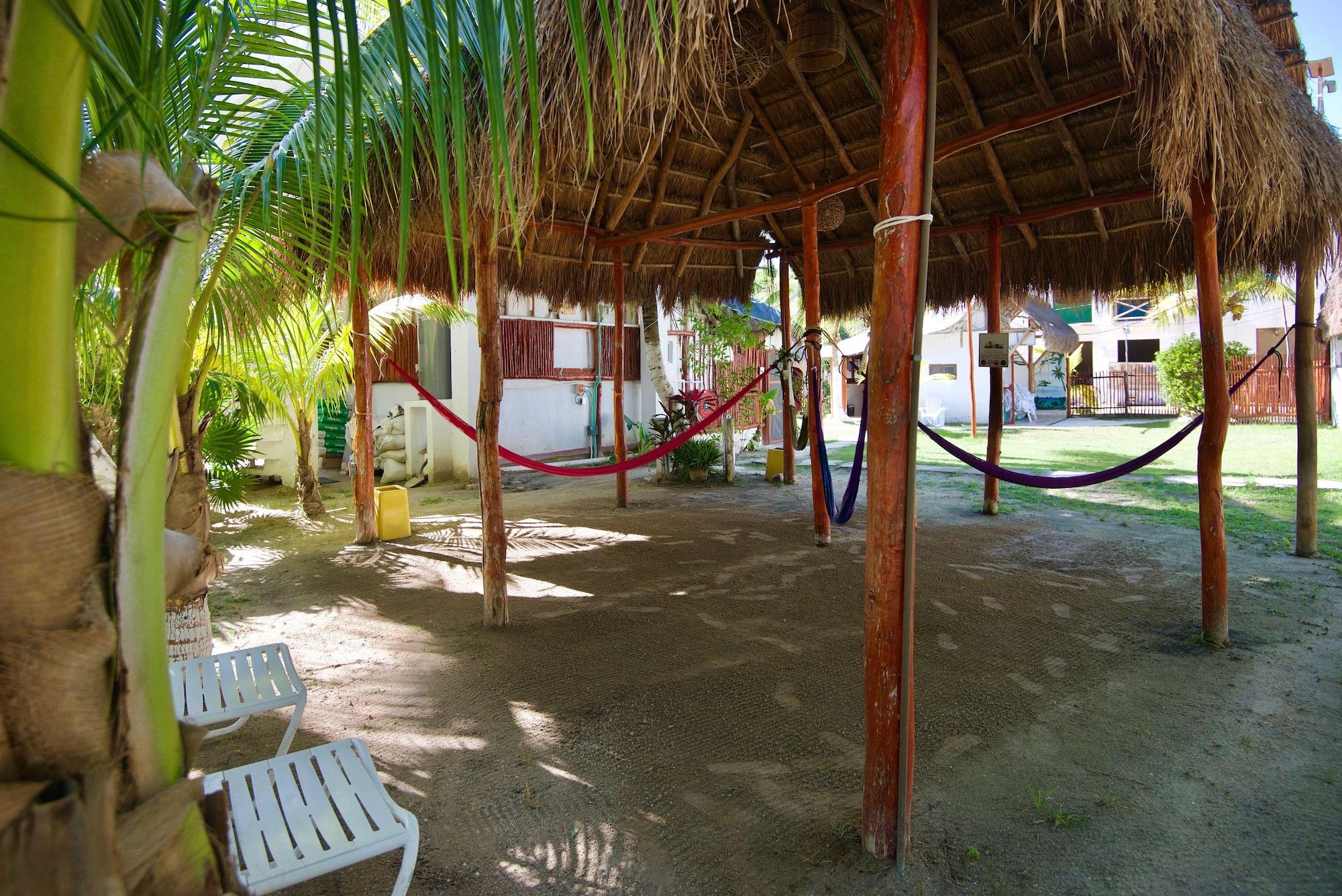 Golden Paradise Hostel 5