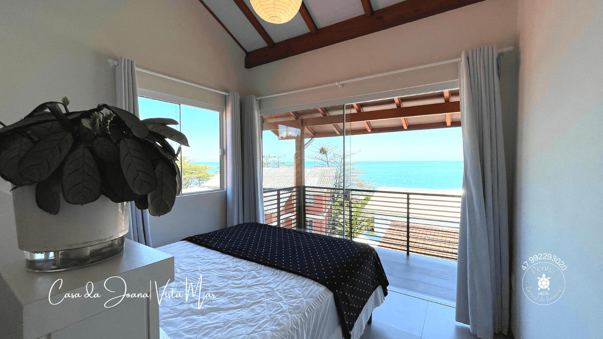 image-housing-carousel