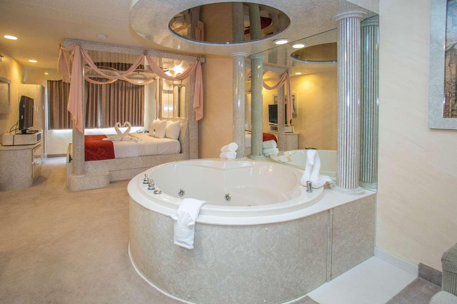 image-housing-carousel