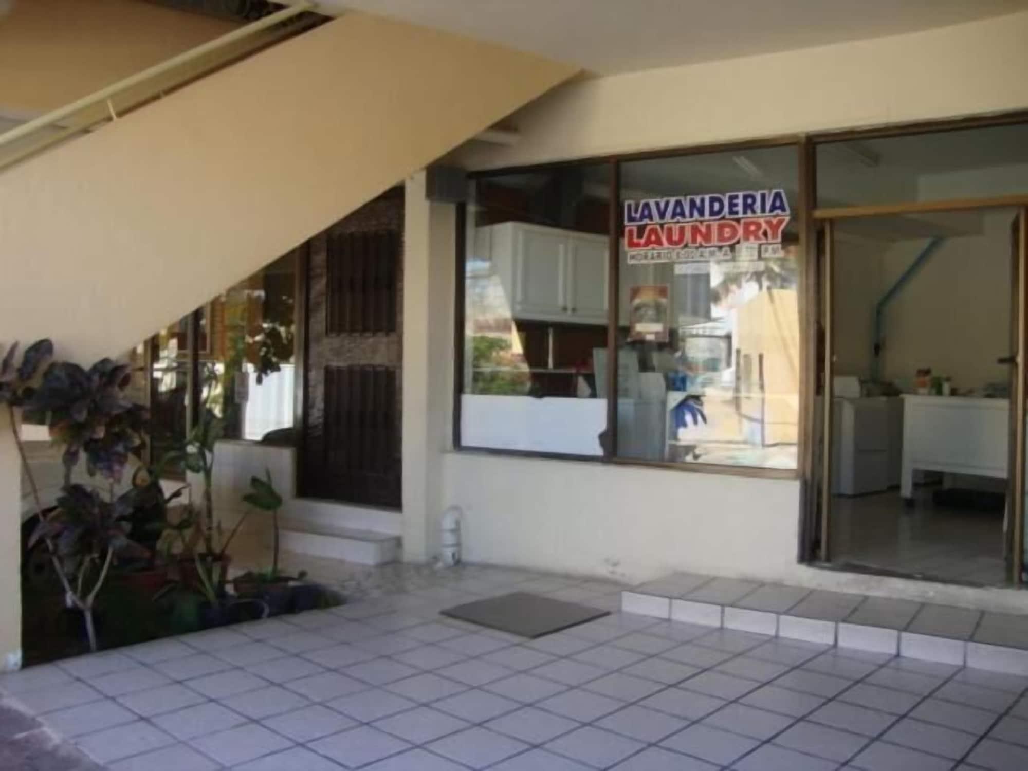 Maria Elena Hotel 3