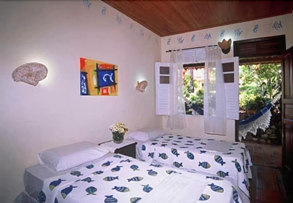 image-housing-carousel