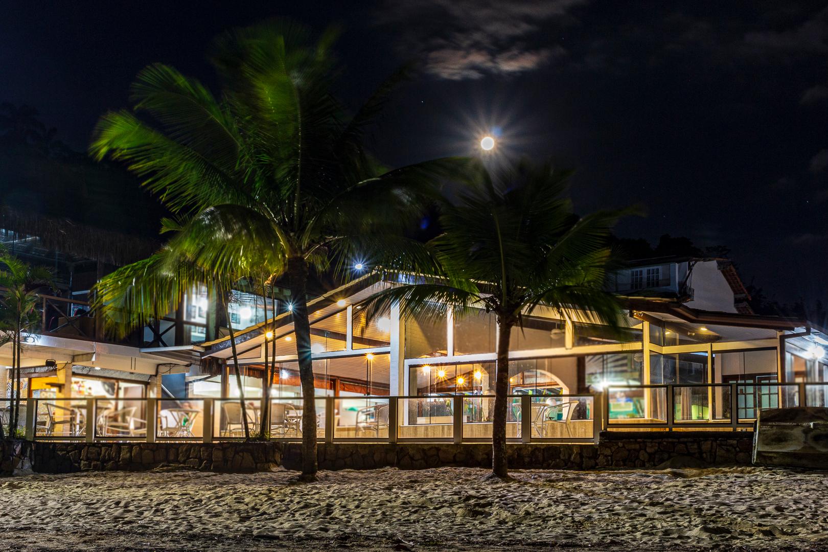 image-housing-carousel