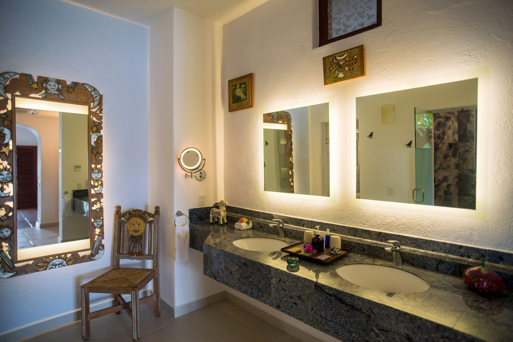 Oceanfront Master Pool Suite