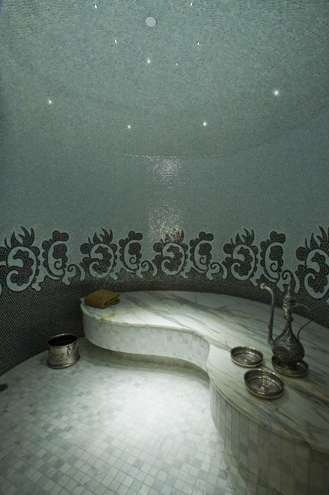 image-housing-carousel
