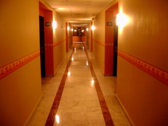 image-housing-carousel