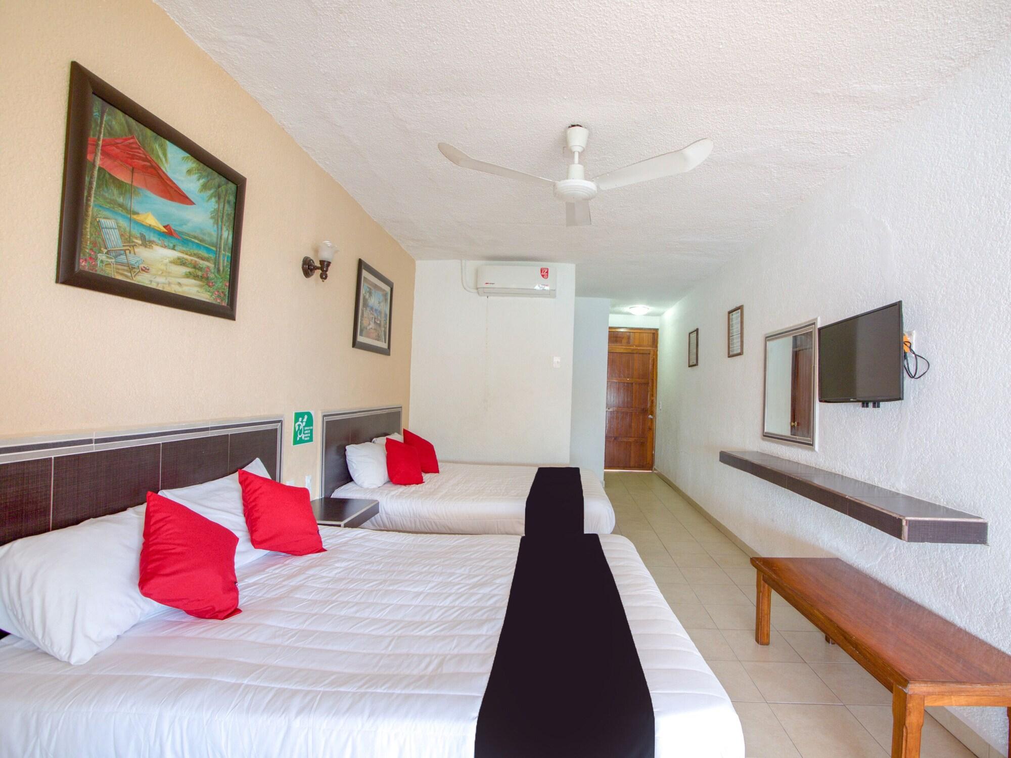 Hotel del Pescador BeachFront 2