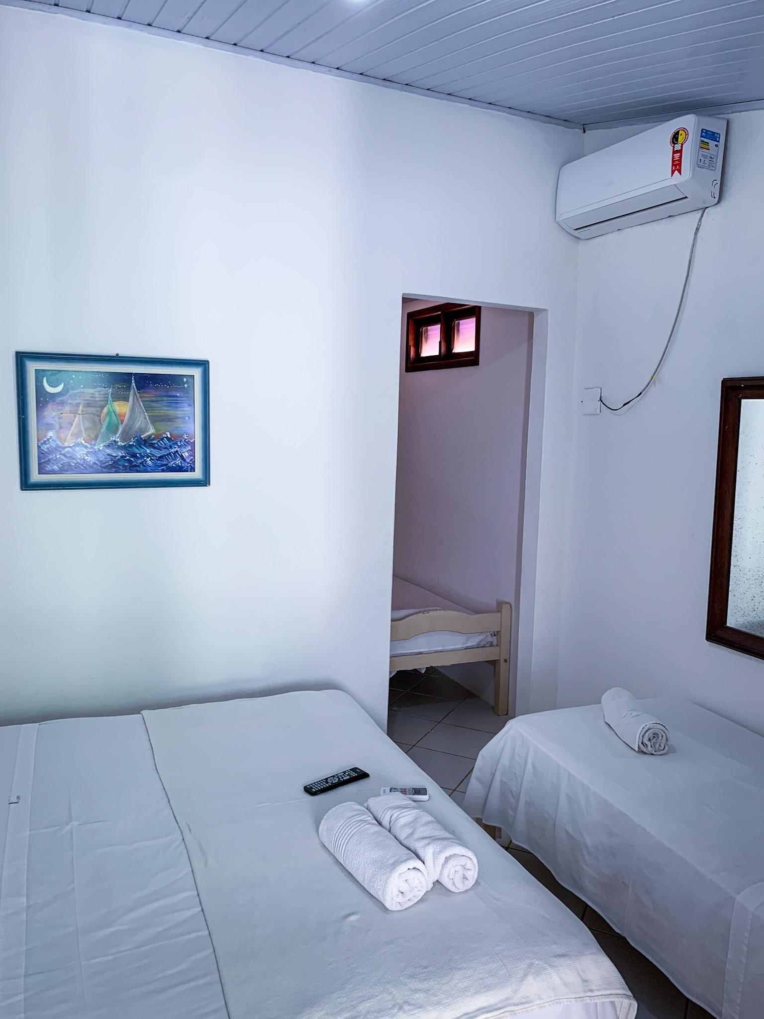 image-housing-carousel