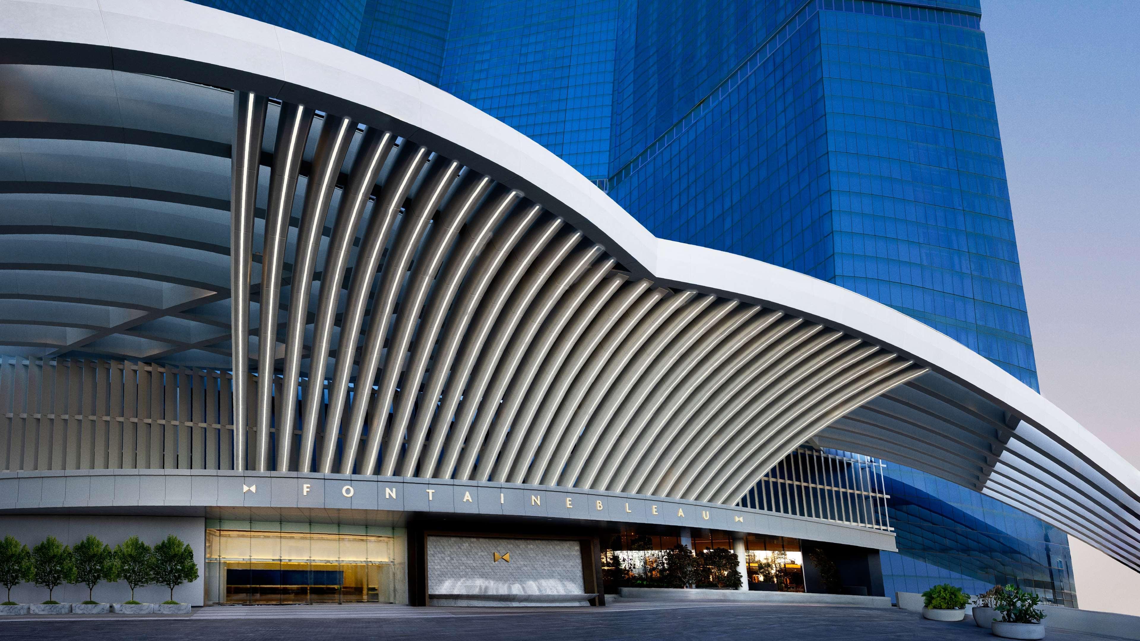 image-housing-carousel