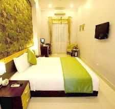Hanoi Elegance Sapphire