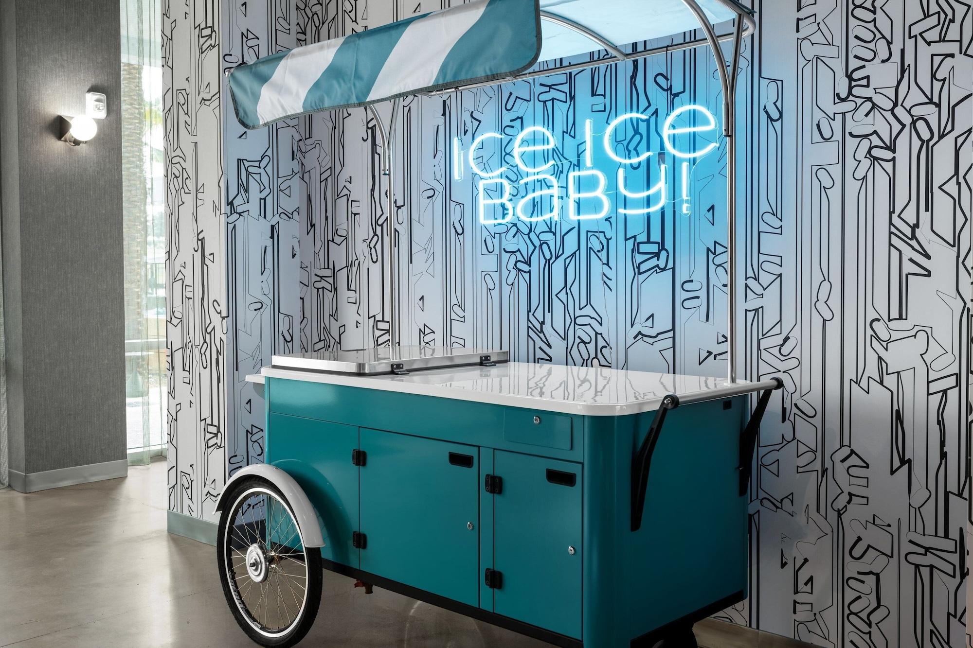image-housing-carousel