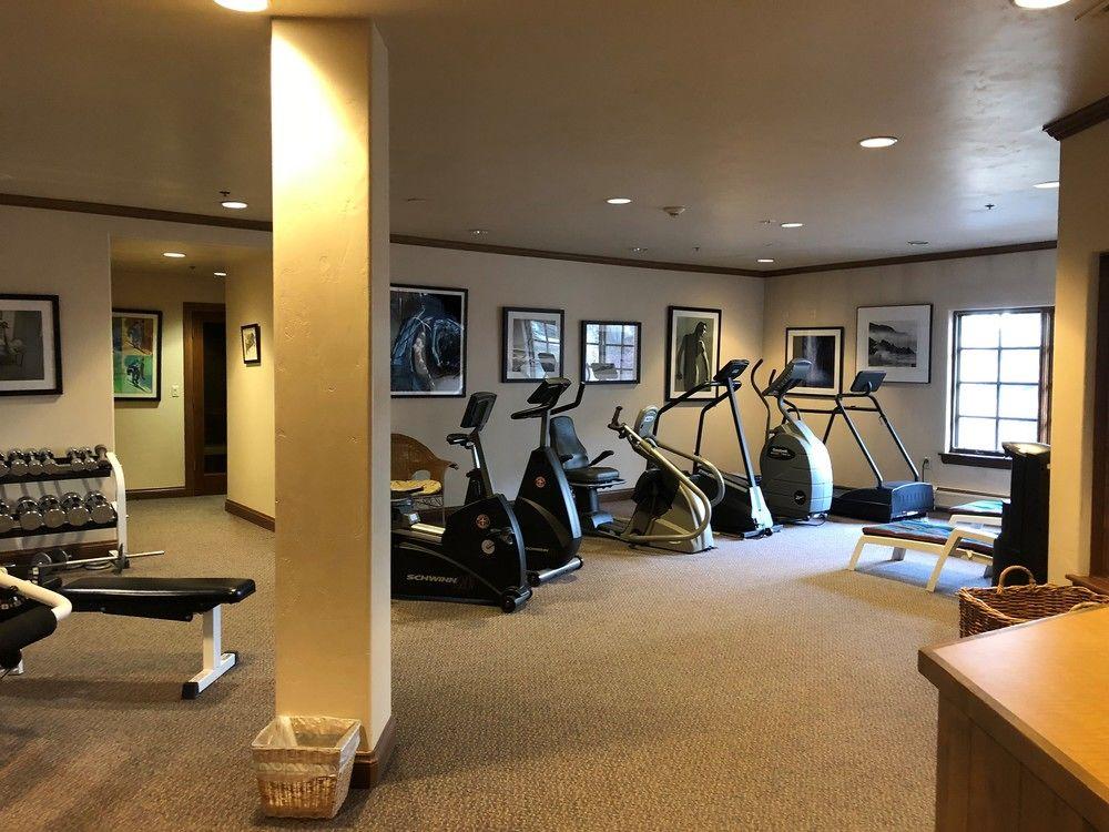 image-housing-carousel