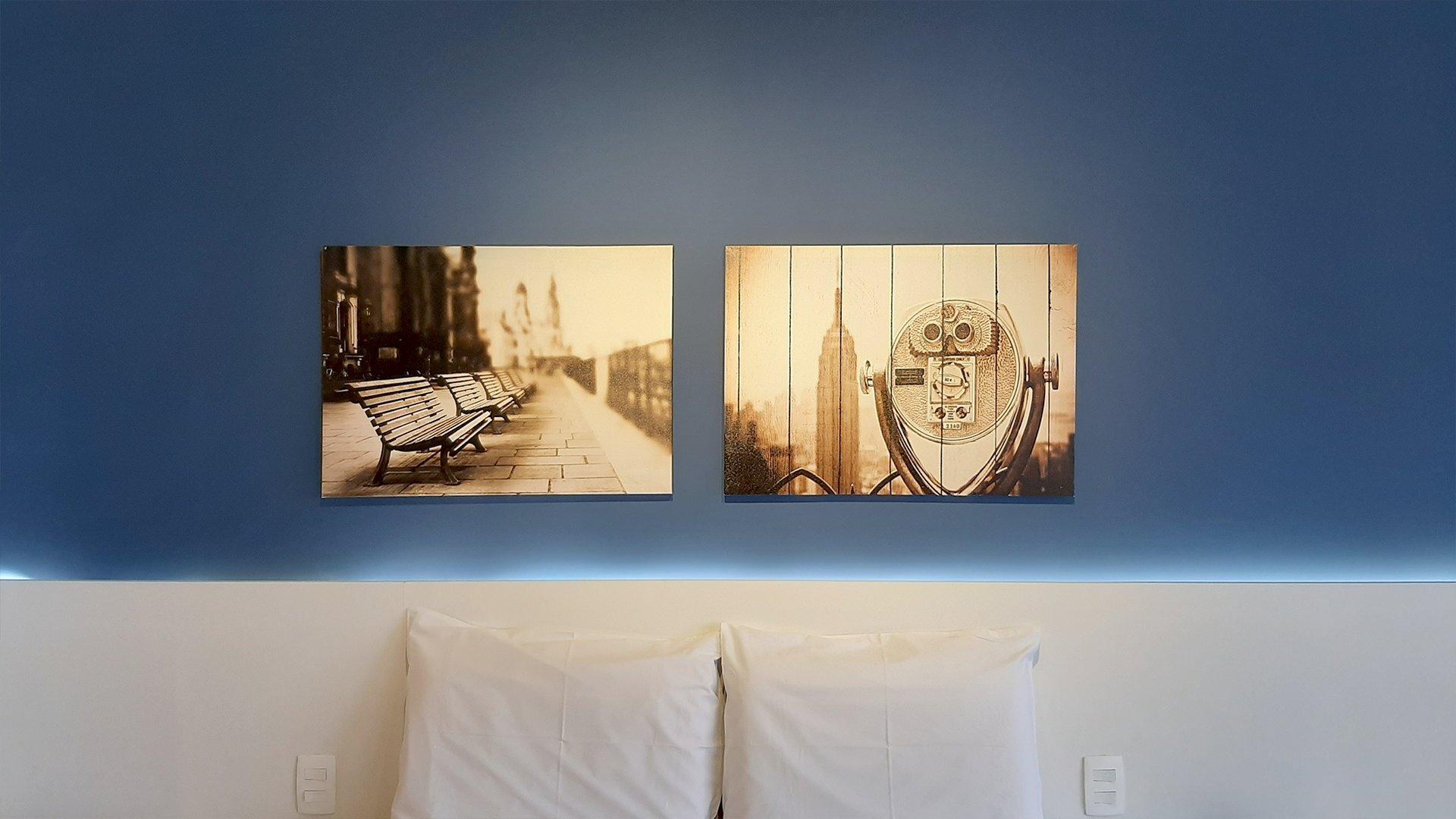 image-housing-carousel