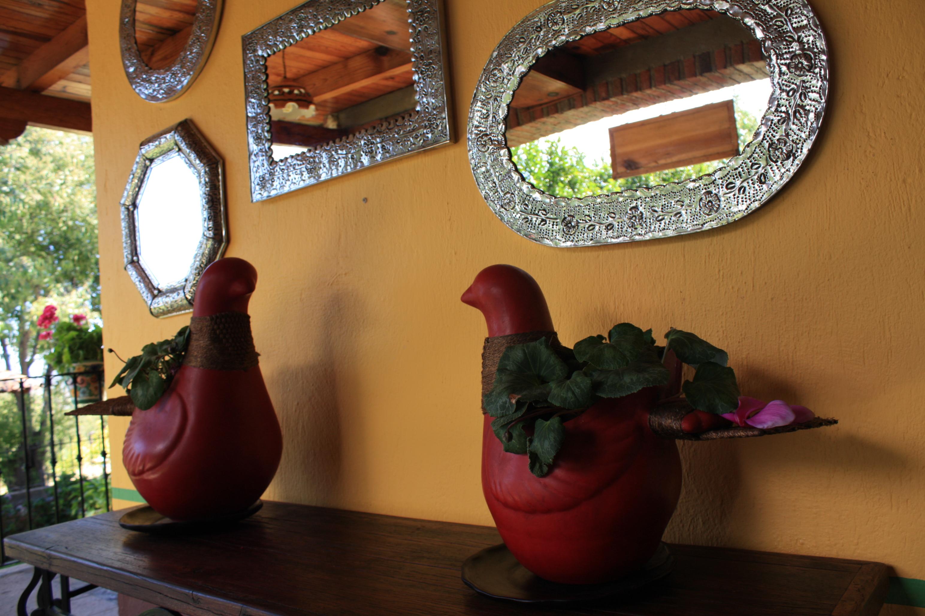 image-housing-carousel