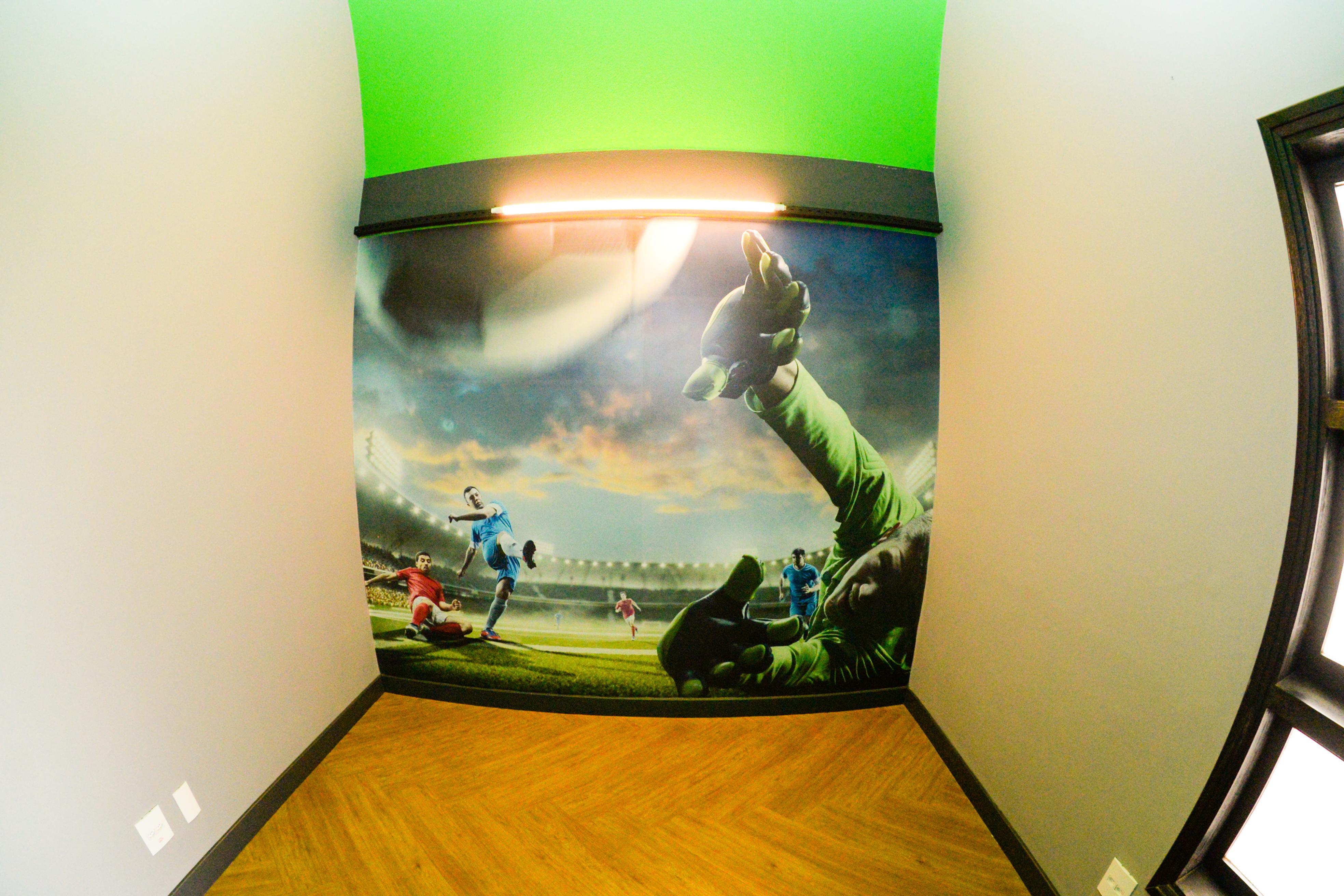 image-housing-carousel