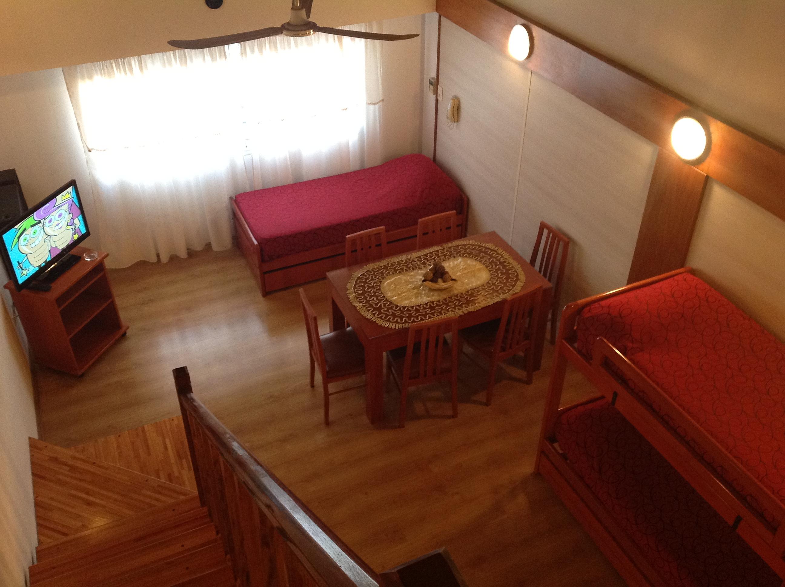 image-housing-carousel