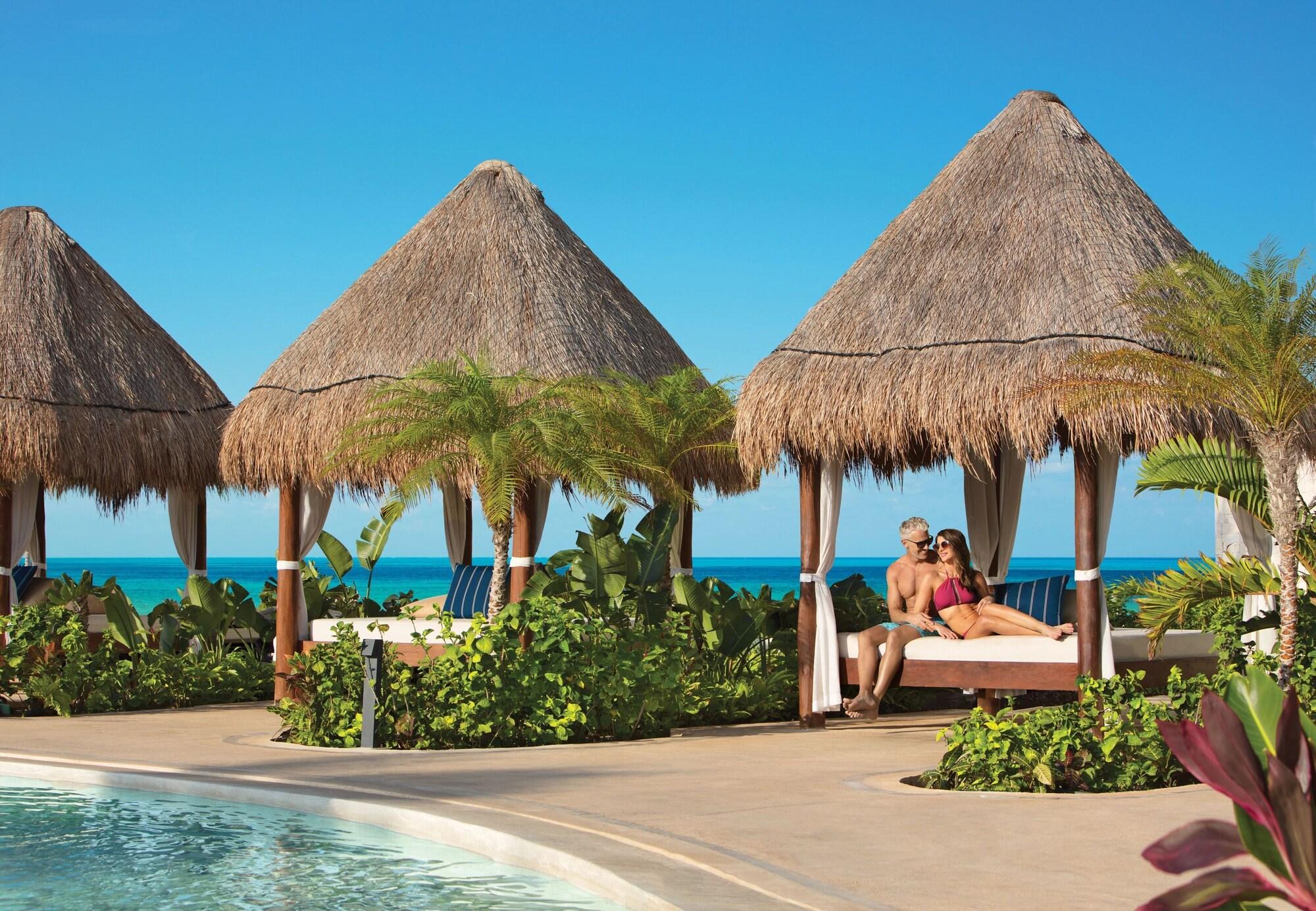 Preferred Club Master Suite Swim Out Ocean View - King Bed