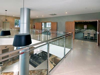 image-housing-carousel