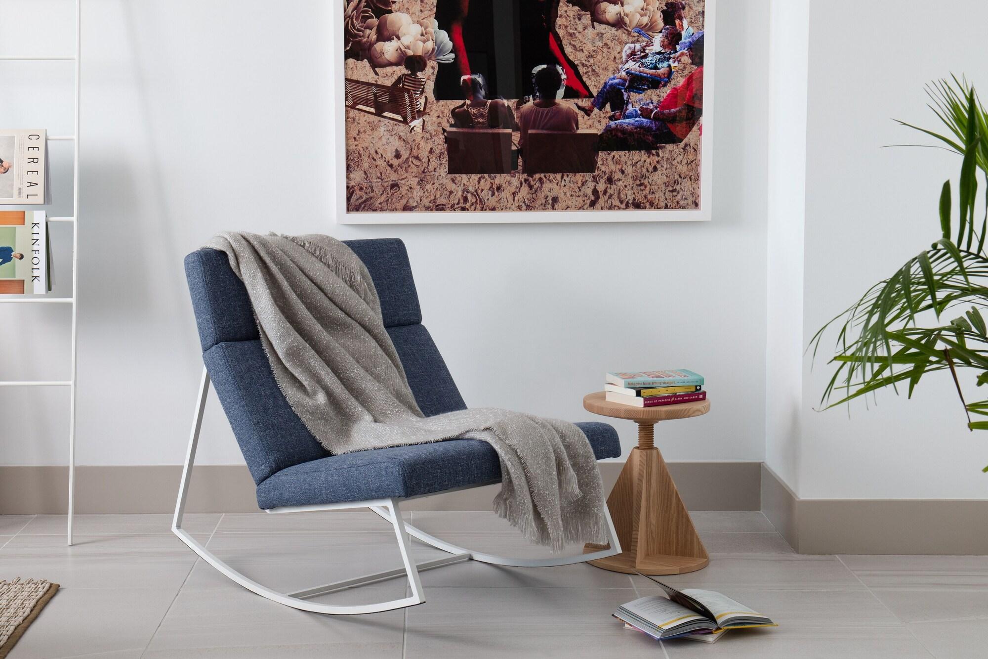 image-housing-carousel