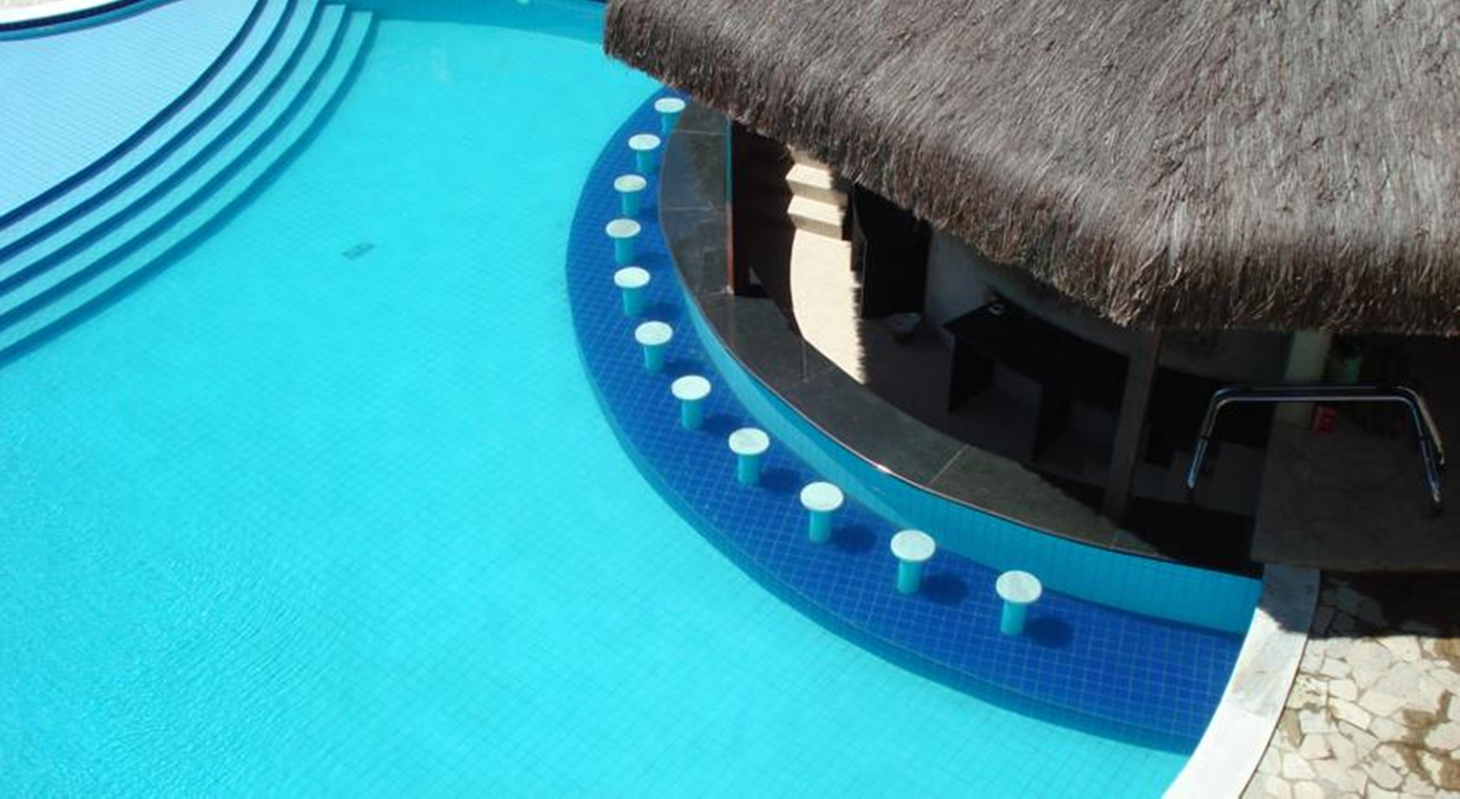image-housing-carousel