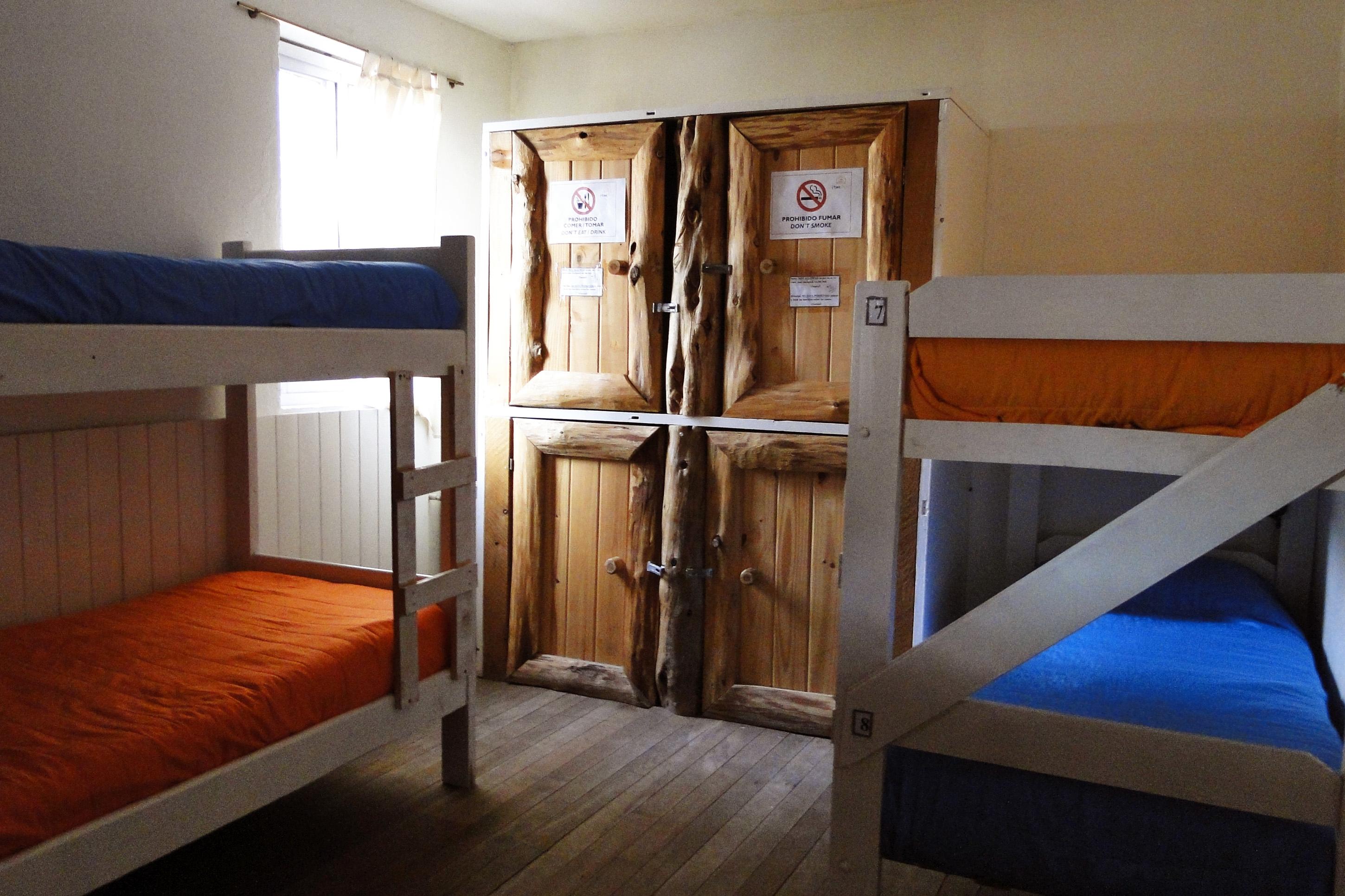 image-housing-carousel