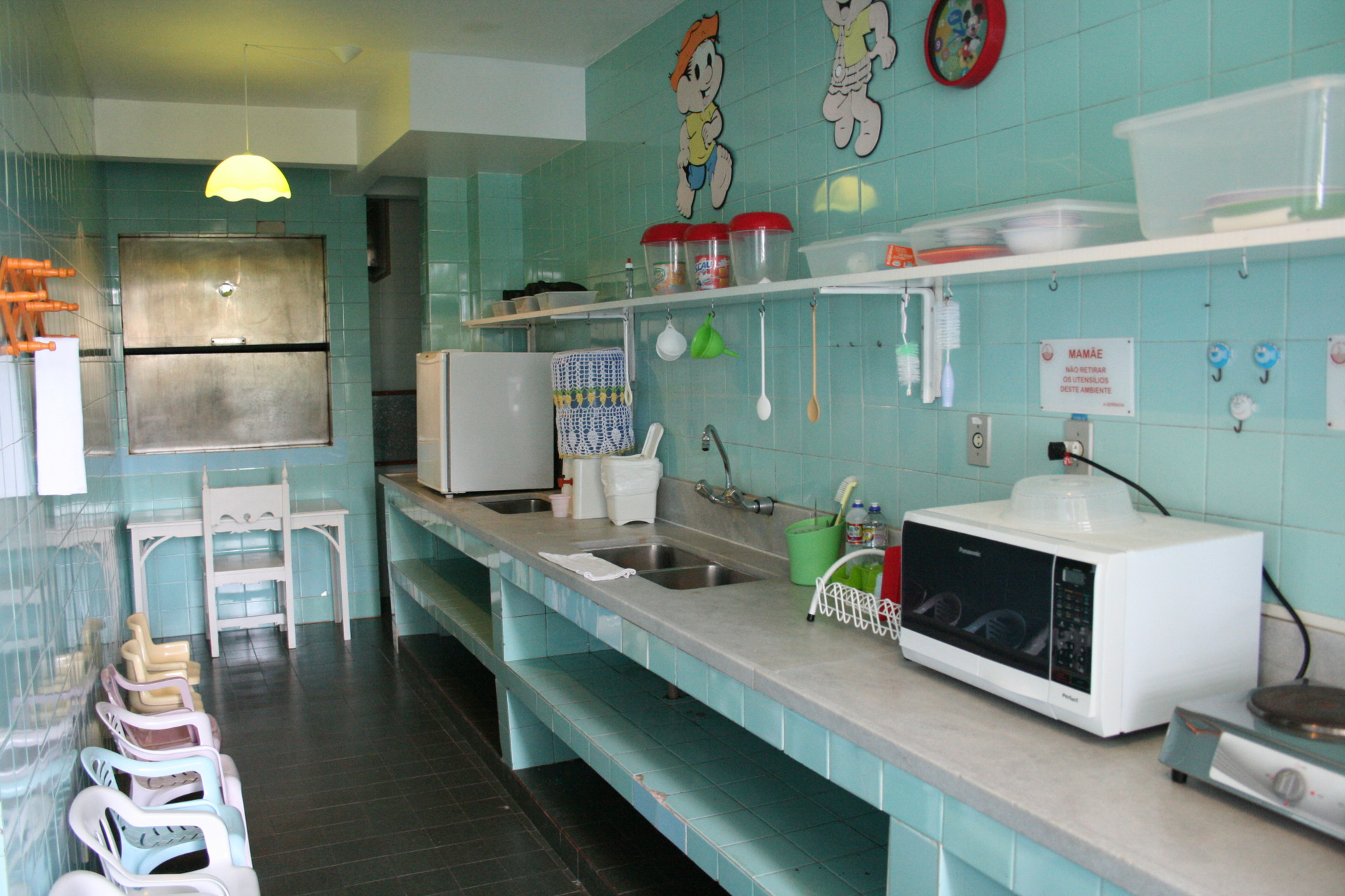 image-housing-carousel