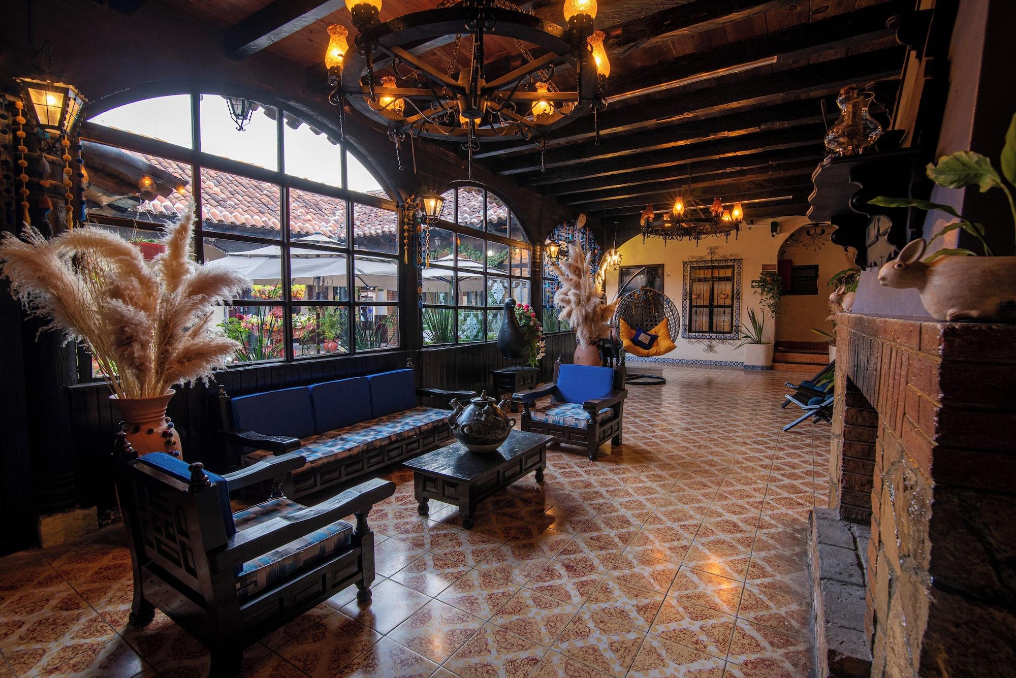 image-housing-carousel