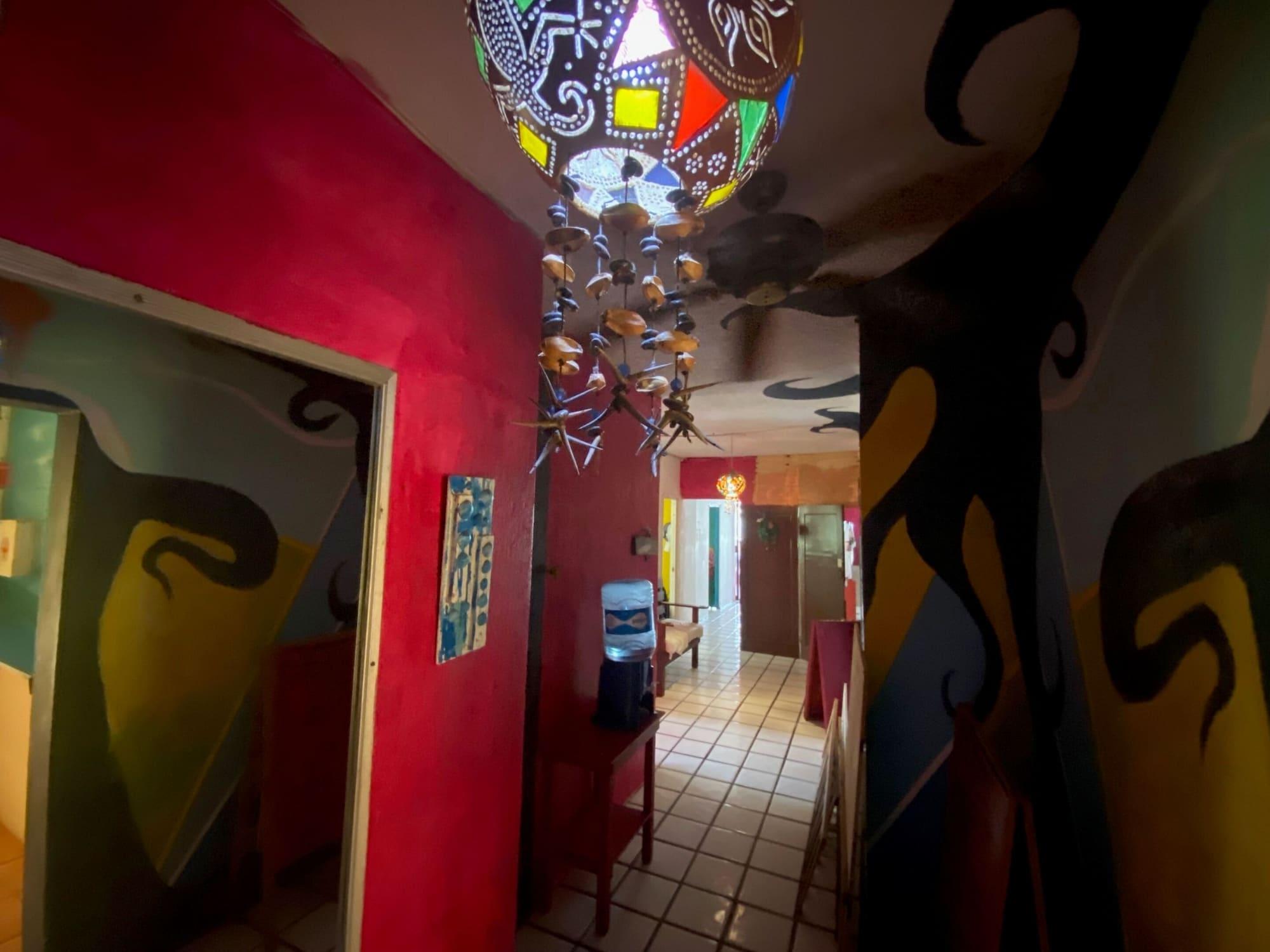 image-housing-carousel