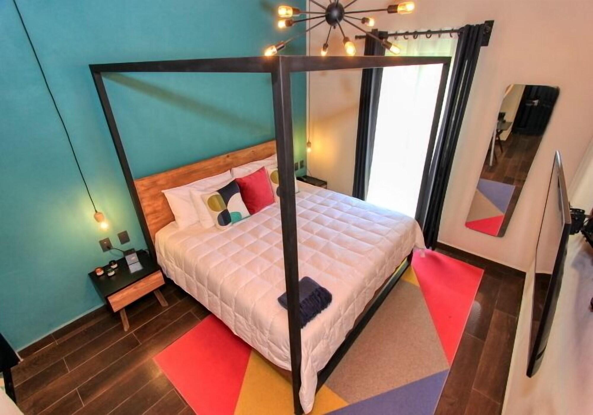 image-housing-carousel
